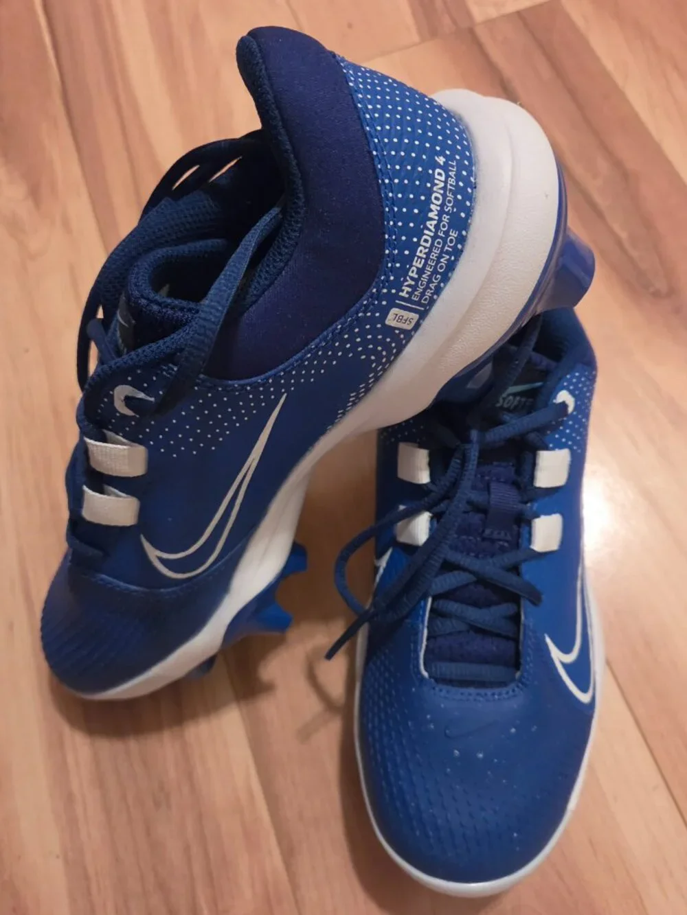 Womens Hyperdiamond 4 Pro Softball Cleats